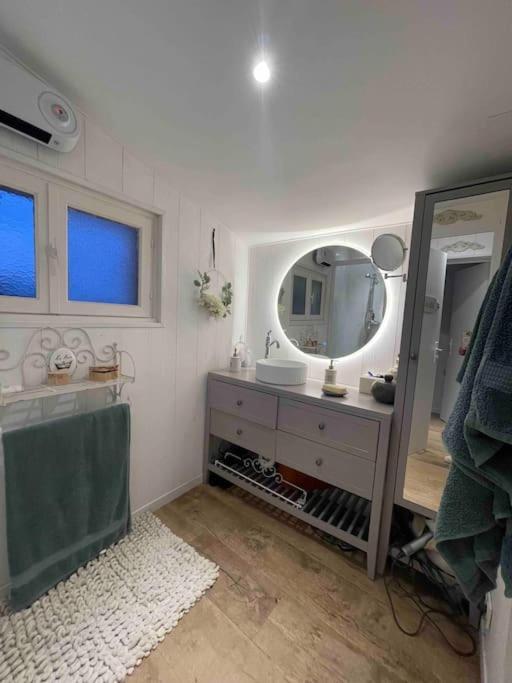 Le Clos Des Anges, Adorable Penty Bord De *