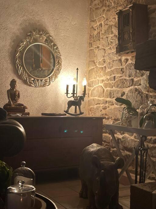 Le Clos Des Anges, Adorable Penty Bord De * Sene