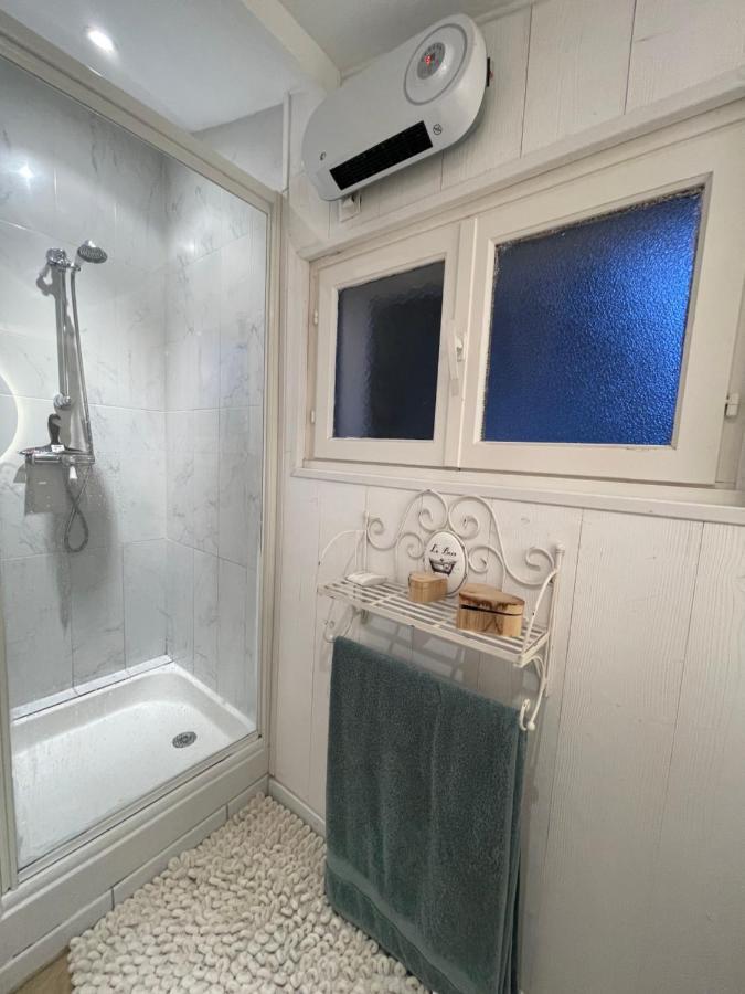 Le Clos Des Anges, Adorable Penty Bord De *